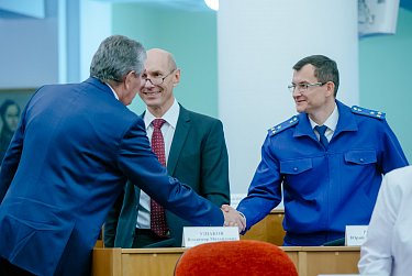 Депутаты приняли областной бюджет